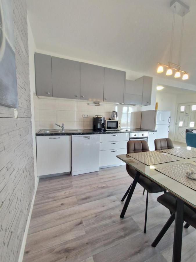 Luxury Apartments Silva With Sea View Okrug Gornji Eksteriør bilde
