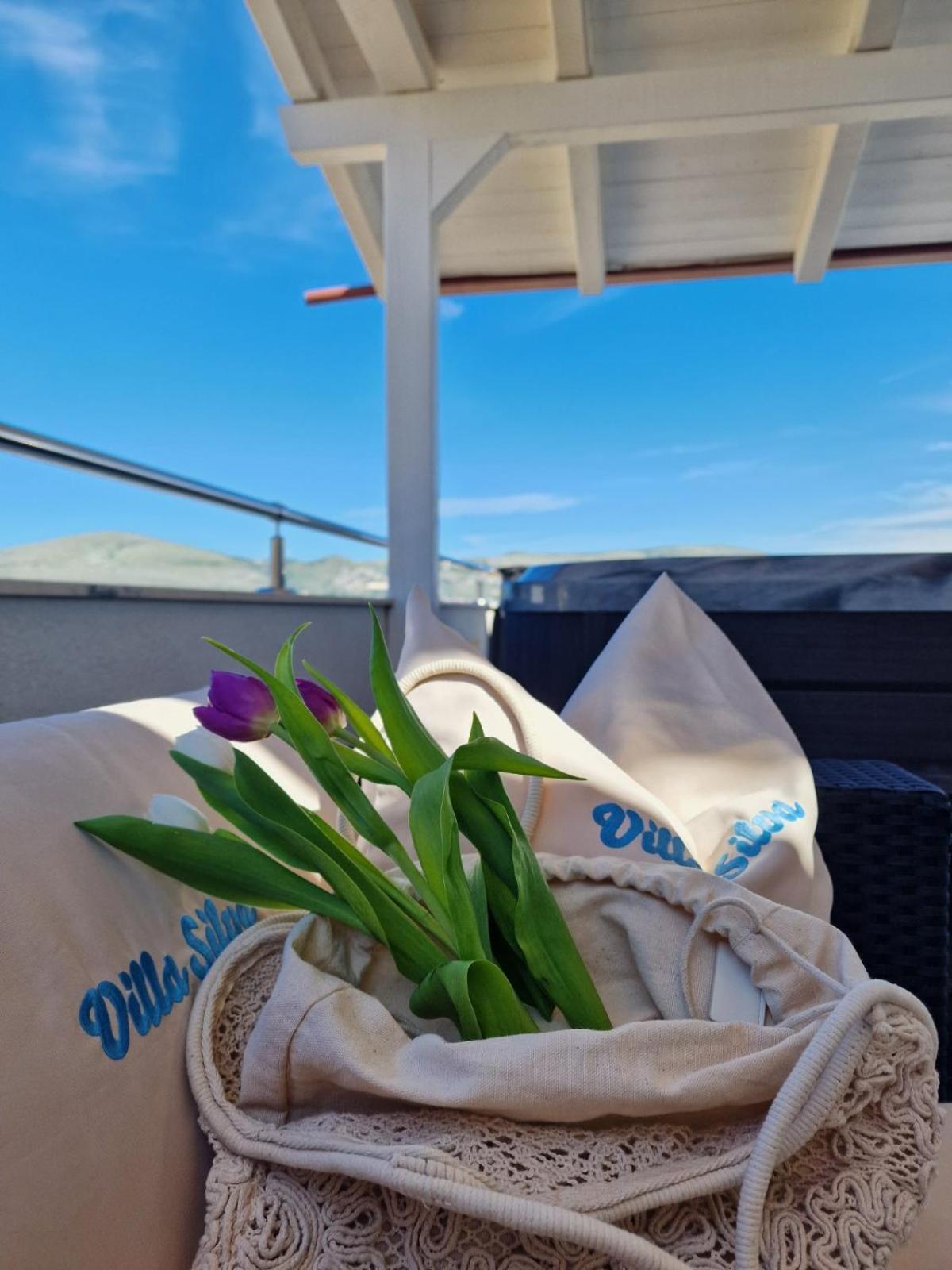 Luxury Apartments Silva With Sea View Okrug Gornji Eksteriør bilde