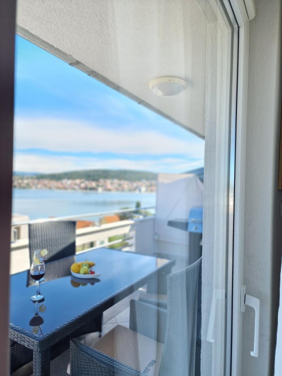 Luxury Apartments Silva With Sea View Okrug Gornji Eksteriør bilde