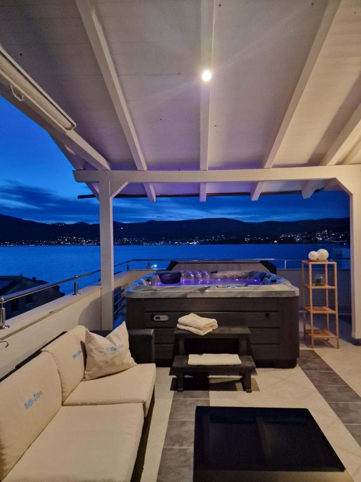 Luxury Apartments Silva With Sea View Okrug Gornji Eksteriør bilde