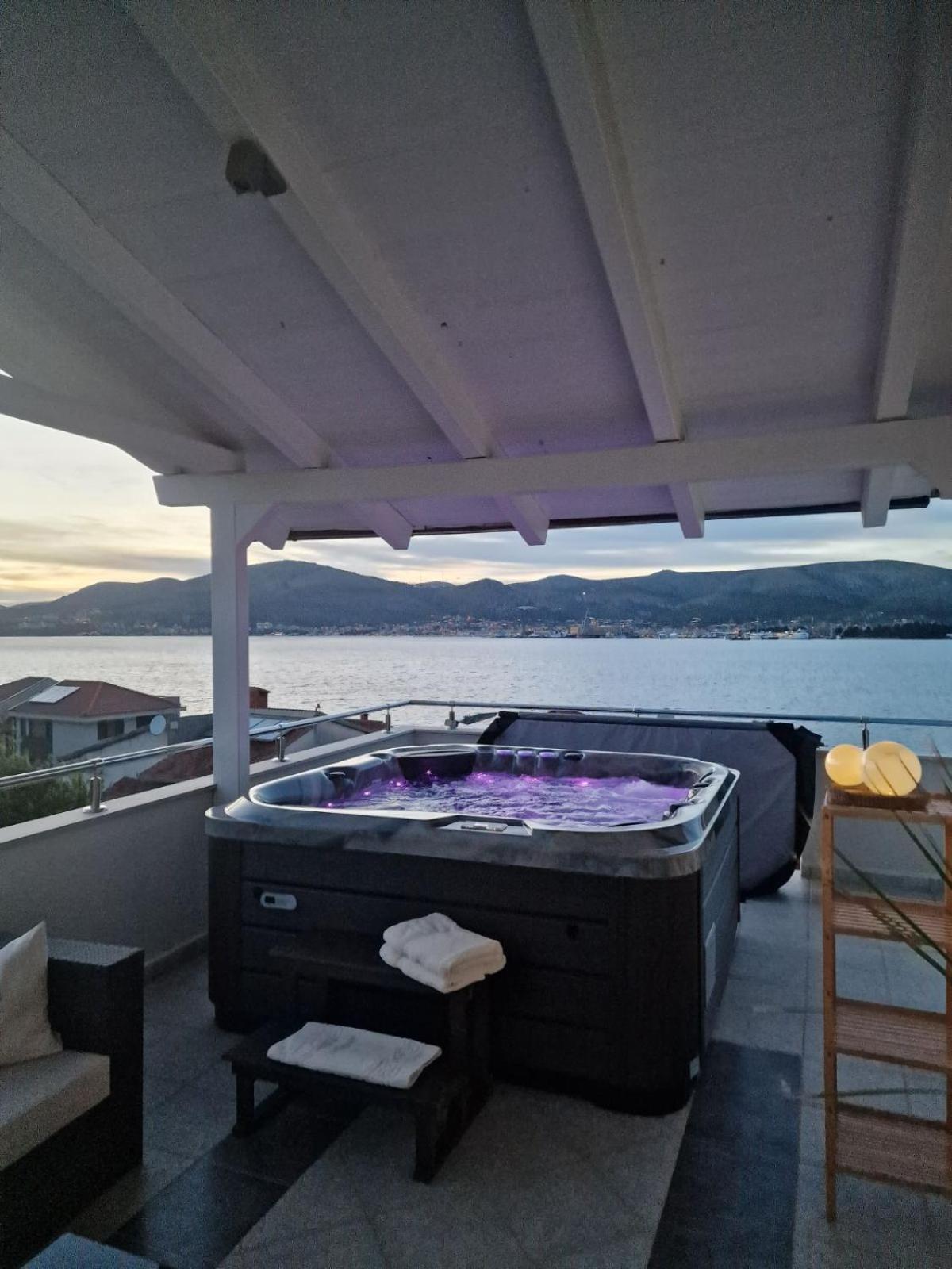 Luxury Apartments Silva With Sea View Okrug Gornji Eksteriør bilde