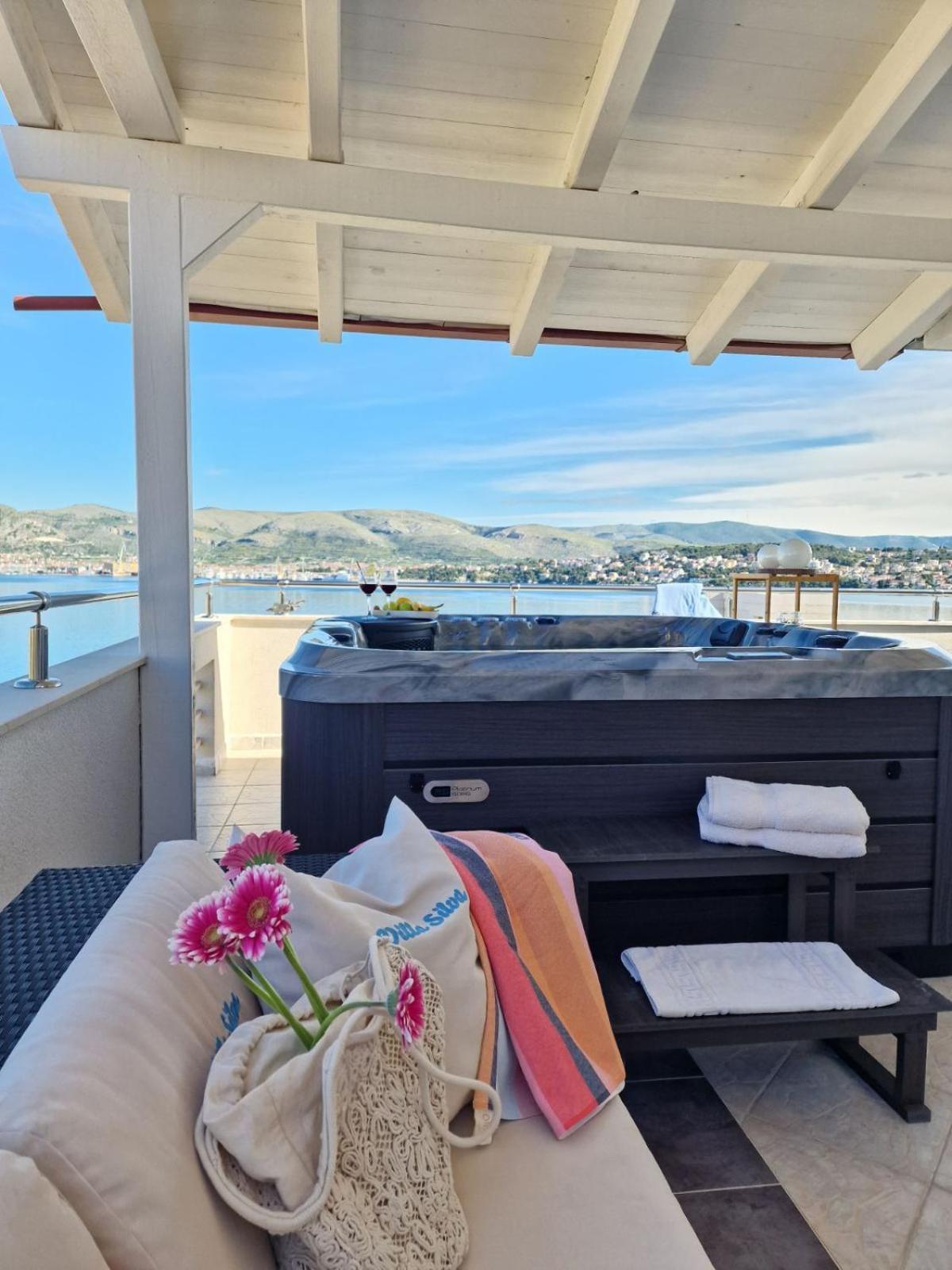 Luxury Apartments Silva With Sea View Okrug Gornji Eksteriør bilde